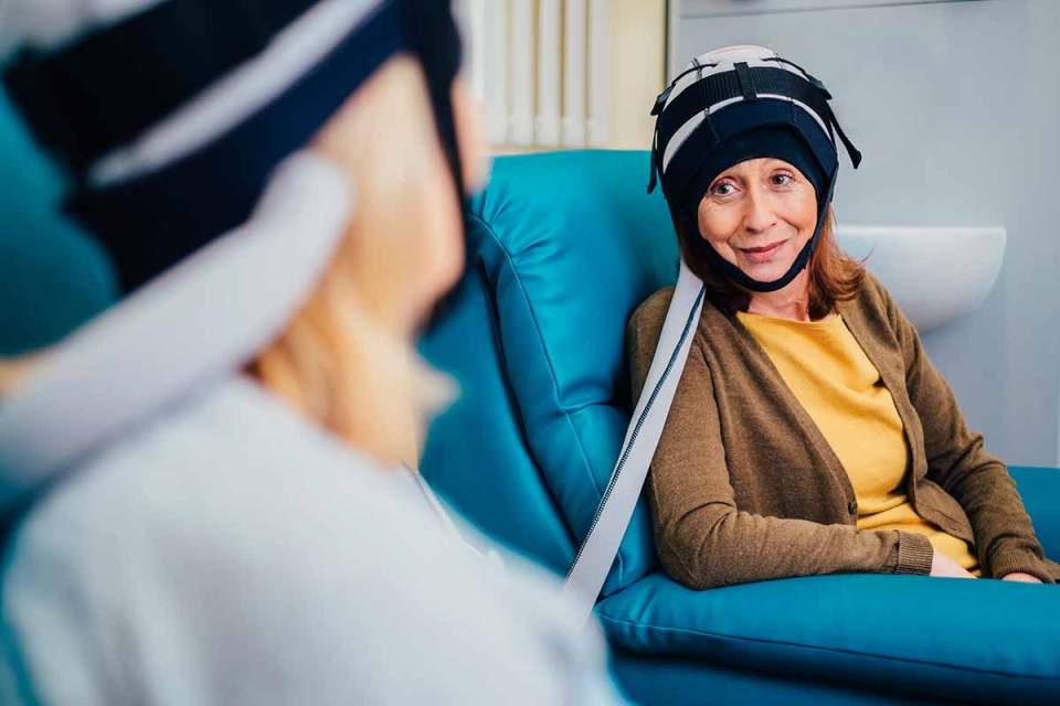 casco refrigerante, tumore al seno, chemioterapia, capelli